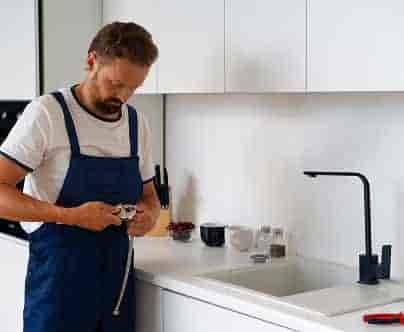 We are offering Expert Plumbing Services - 虎扑体育shengyi